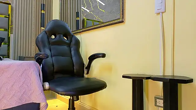 Živý XXX chat ALANNFERRER