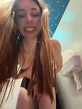 Chat +18 de AmelieCrystal ao vivo