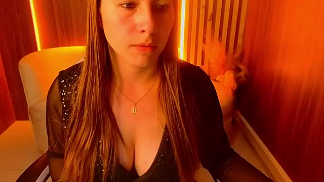 Aratna_Blonde_Tx Live XXX-chat