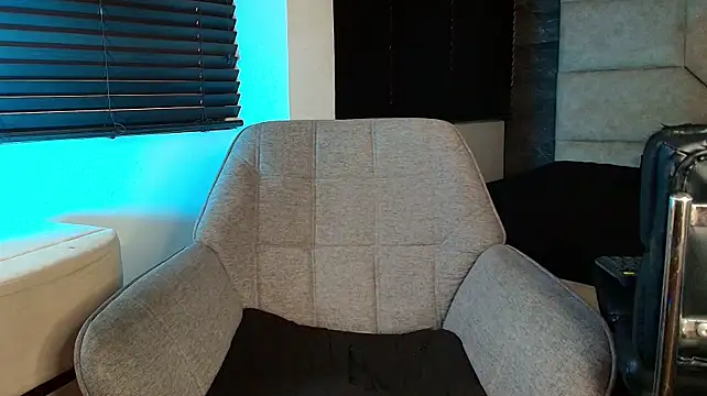Chat +18 de Tyler_Mcrey ao vivo