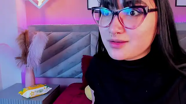 amelia_blake_ Adlı Modelin Canlı XXX Sohbeti