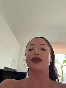 blackmistique Adlı Modelin Canlı XXX Sohbeti