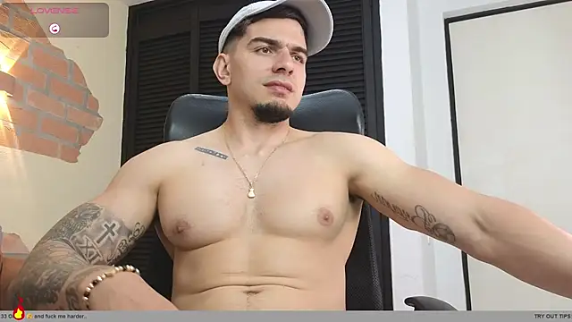 Josh_miller01's Live XXX Chat