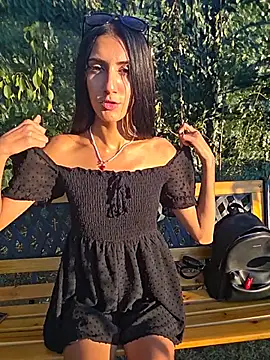 AndreeaMuller élő XXX-chatje