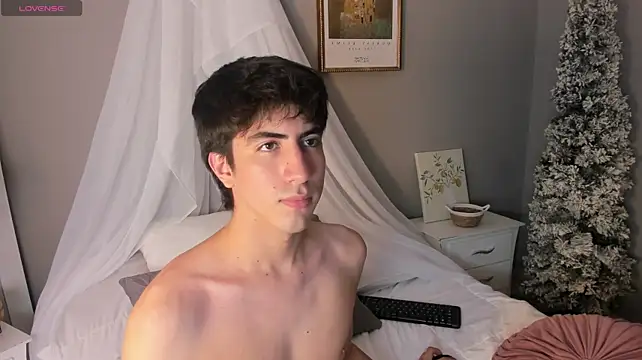 XXX chat uživo modela Tanjiro_Azui