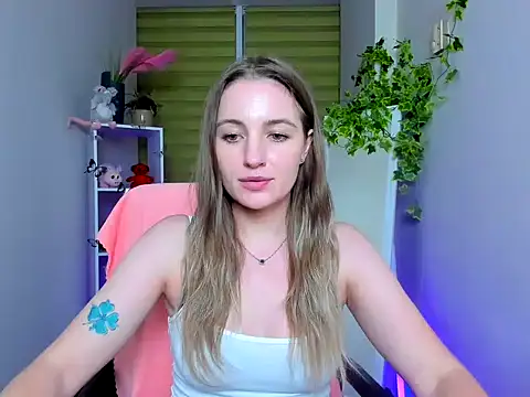 دردشة Mila-moon الجنسية المباشرة