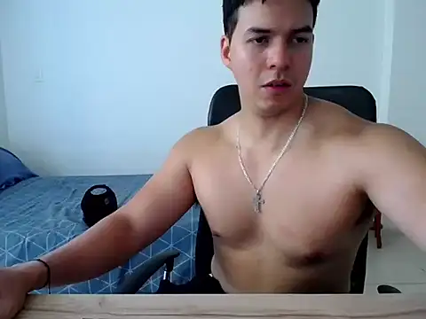 MRROSS95 Live XXX-chat