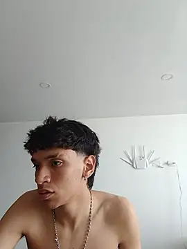 H3ll_B0Y_ Chat XXX in diretta