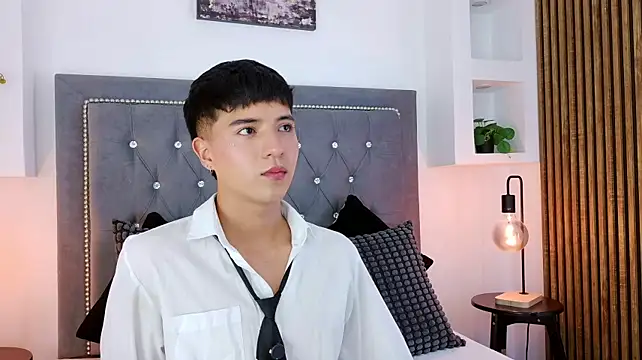 Keen_Nico Chat XXX live