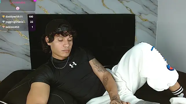 Chat +18 de MaximilianRoth ao vivo