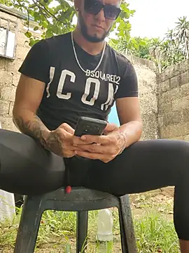 Chatroom XXX en direct de PIGHIGHDIRTY_p0