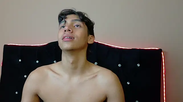 Eros_Lux Live XXX-chat