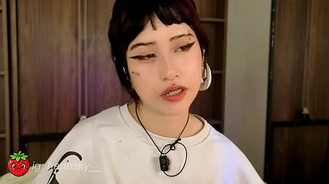 HannahSky_ 现场XXX聊天
