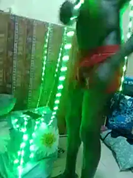 Byronek 现场XXX聊天