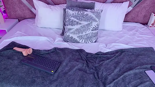 CandyLuxury__ élő XXX-chatje