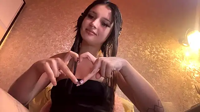 SharikaBabecki's Live XXX Chat