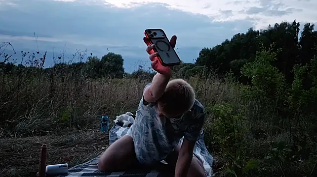 Vuitton – Naživo XXX chat