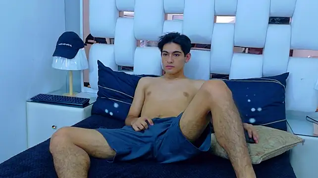 TaylerCruz Live XXX-Chat