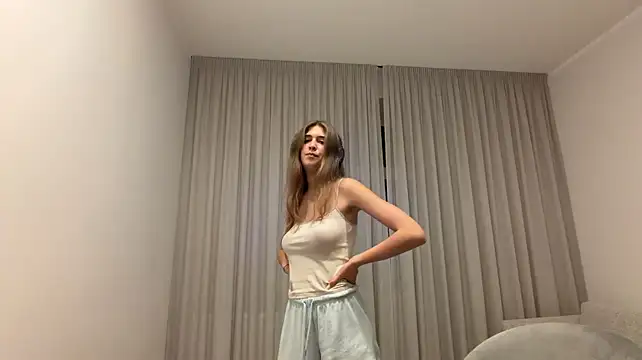 Show modela MarleenHaynie na web-kameri