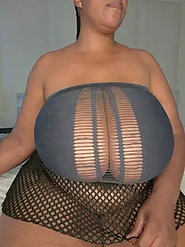 צ'אט XXX בשידור חי של Busty_Melissa