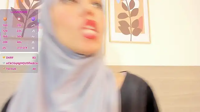 hanajameela Adlı Modelin Canlı XXX Sohbeti