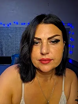 kataleya94 Adlı Modelin Canlı XXX Sohbeti