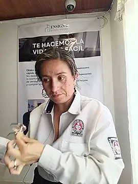Valentina--1 Chat XXX in diretta