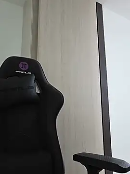 miaeyex Chat XXX in diretta