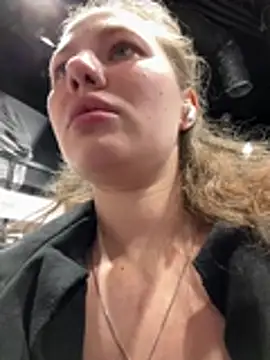 AsynaYuuki – Naživo XXX chat