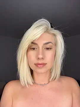 clara_k Chat XXX in diretta