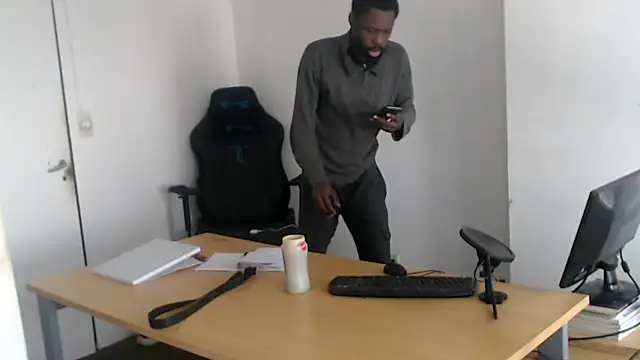XXX chat uživo modela Mastertopdome