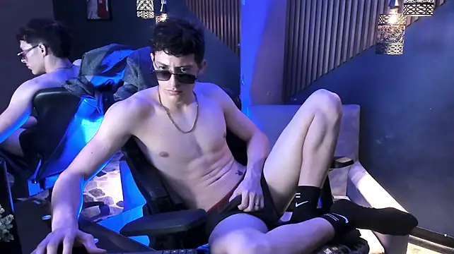 TheGhostforeeonss Chat XXX live