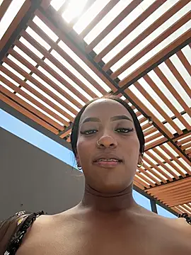 AshleyFerri 即時 XXX 聊天