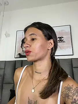 JuliaColemann Chat XXX live