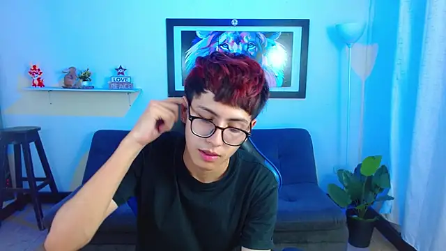 Živý XXX chat alexcum_18