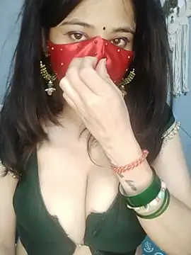 Pari8822のライブXXXチャット