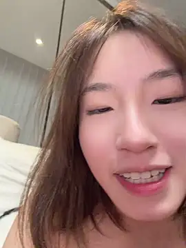 Uugirl00's Live XXX Chat