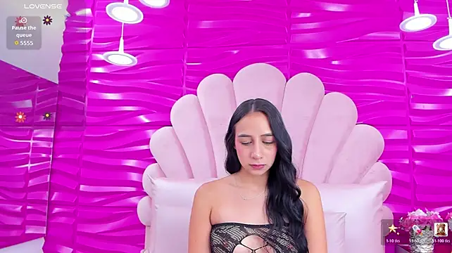 Zara-Rey Chat XXX live