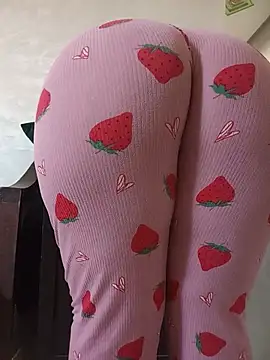 lily_sx Adlı Modelin Canlı XXX Sohbeti