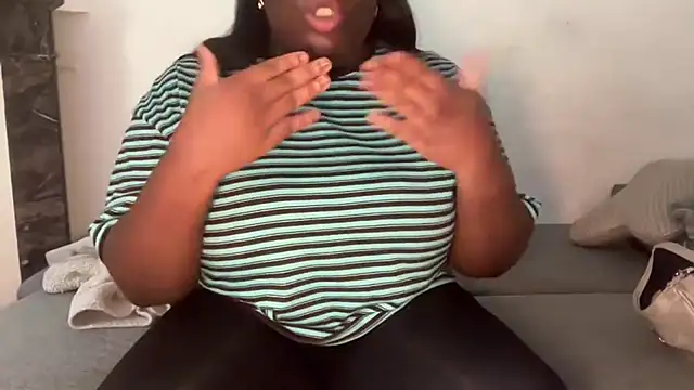 nanaisbackk 라이브 XXX 채팅