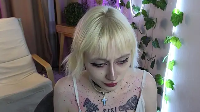 rraffaellka's Live XXX Chat