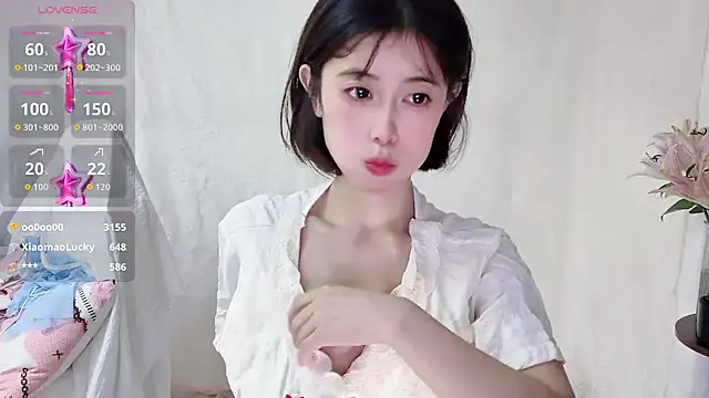 Hello77-234 即時 XXX 聊天