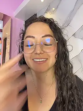 Chatroom XXX en direct de Nails_Lucia
