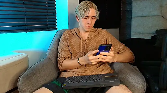 Chat XXX Live Tyler_Mcrey