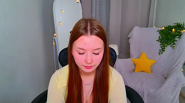 RileyBloomss Adlı Modelin Canlı XXX Sohbeti