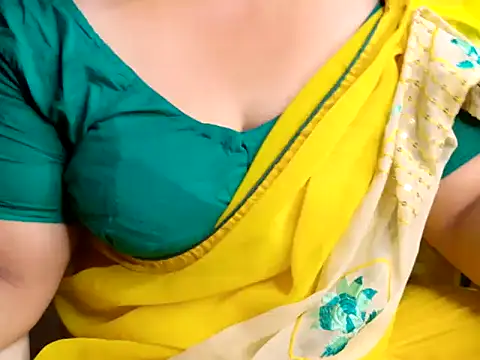 Tamillakshmi27's Live XXX Chat