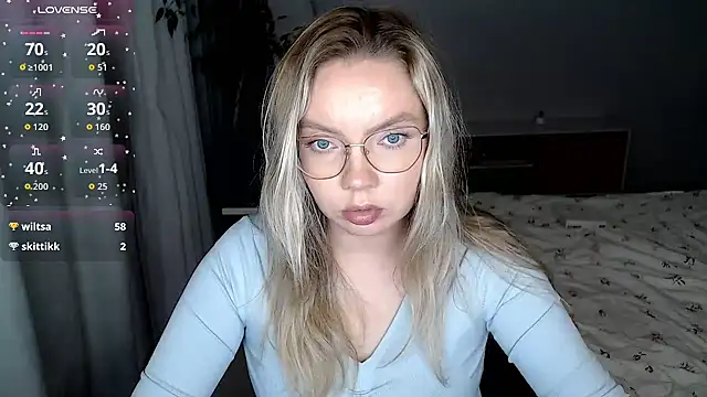 Chat +18 de PolinaXXXXXJones ao vivo