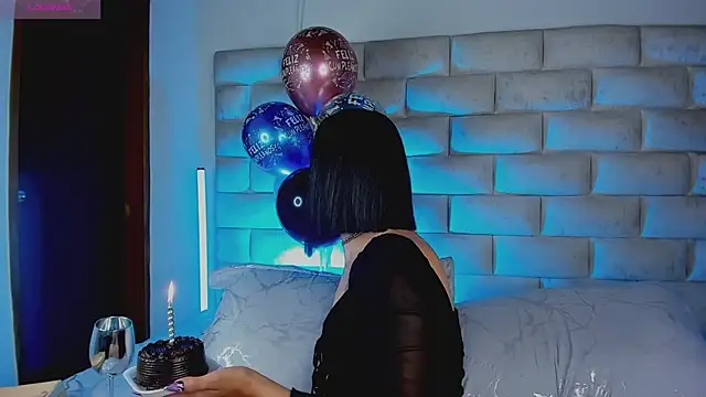 HollyGrey_'s Live XXX Chat