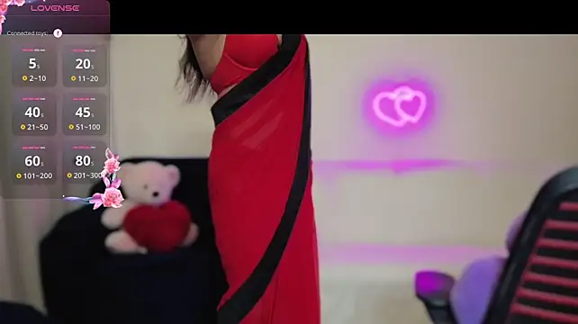 MISS_MYRA Adlı Modelin Canlı XXX Sohbeti