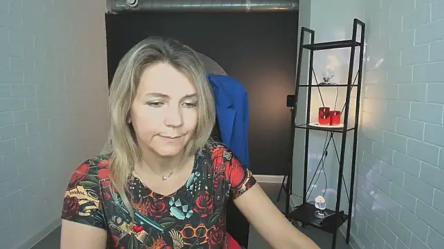 Czat XXX na żywo – NicoleHitman